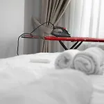 Large Central Apartment In A Quiet Area 40